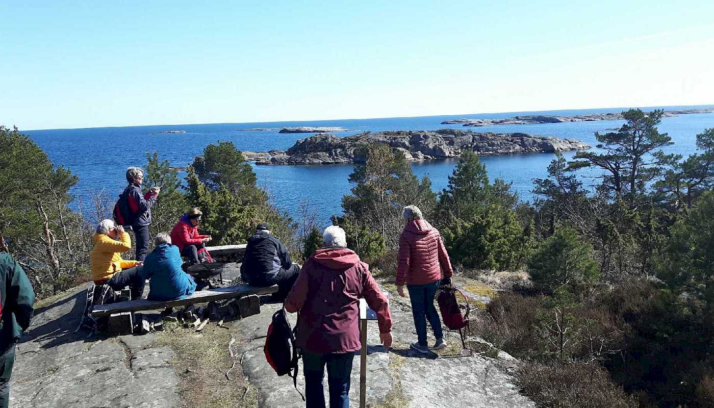 Tur til Vestre Sandøya i vårværet