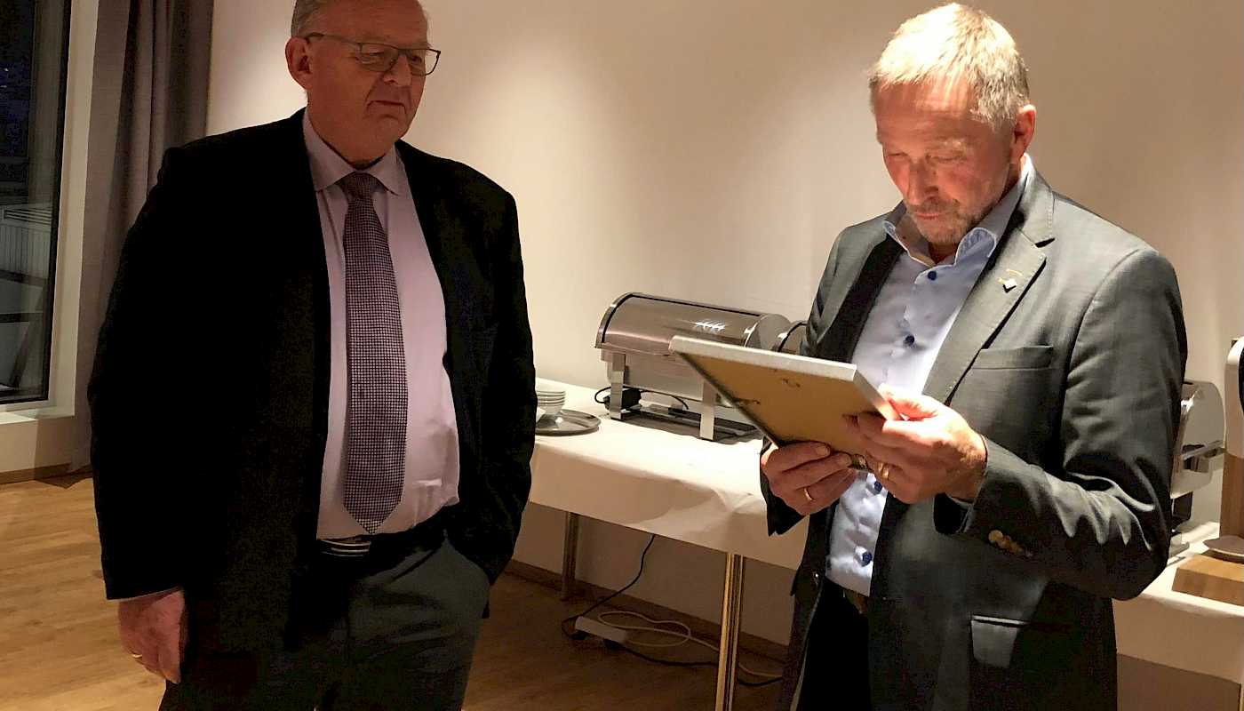 AVDELINGENS 3DJE ÆRESMEDLEM UTNEVNT