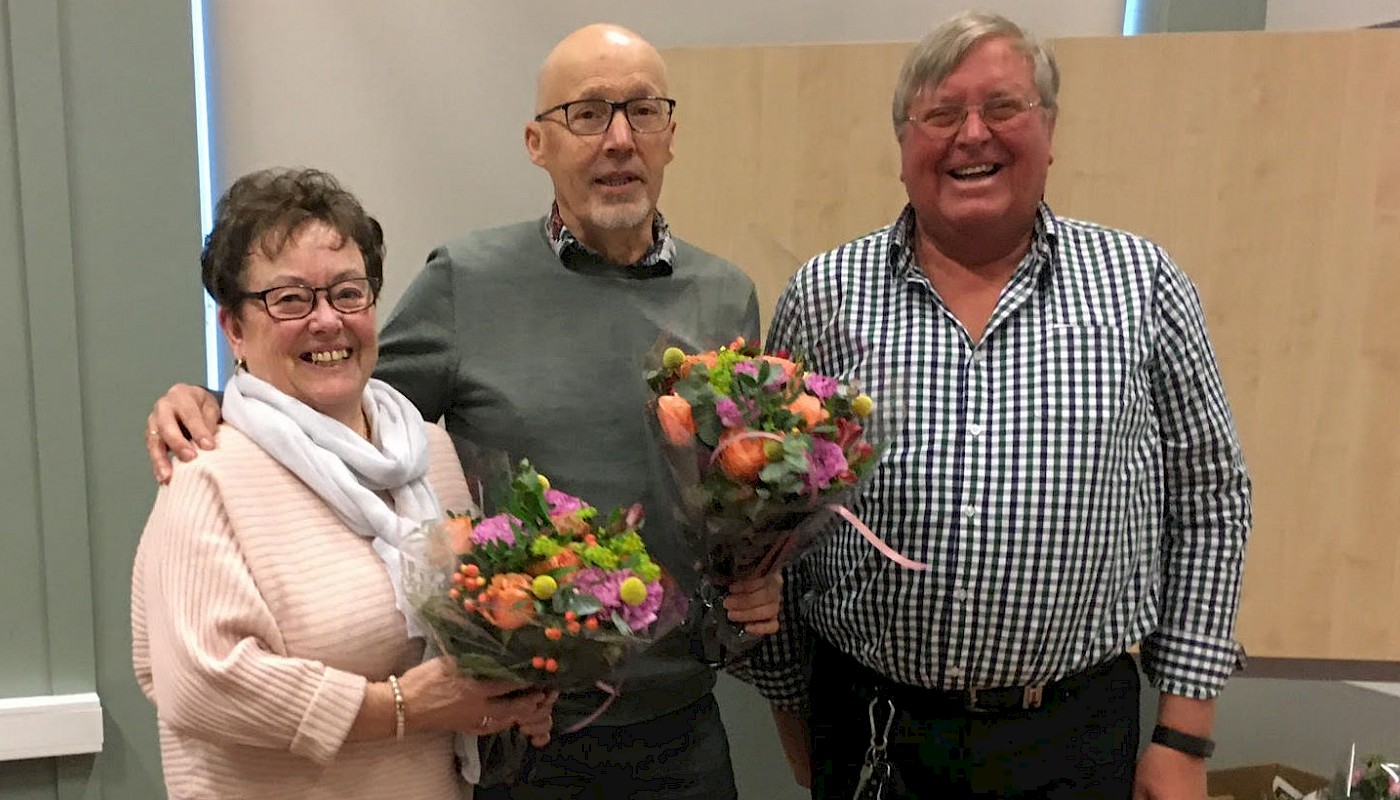 Årsmøtet takkar av to i styret