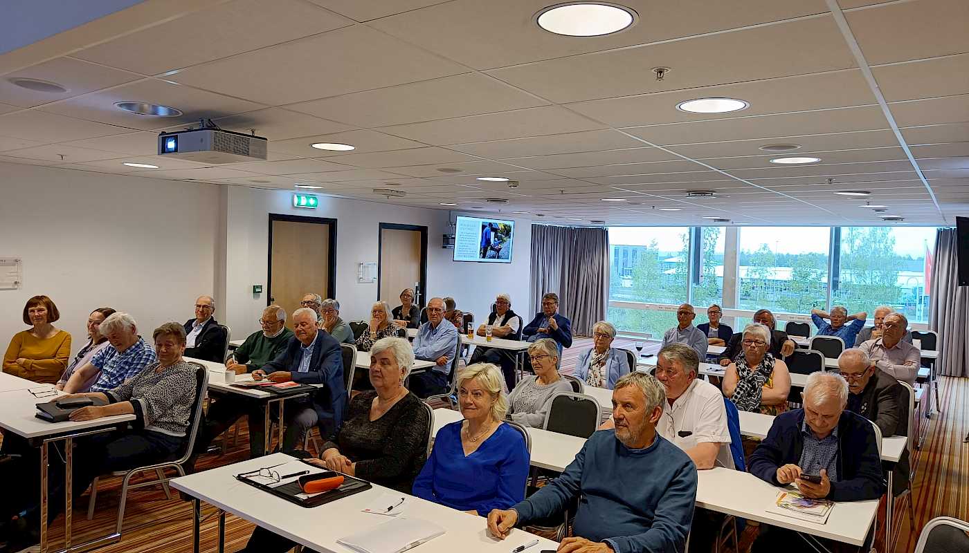 Landsstyret og ledere på samling