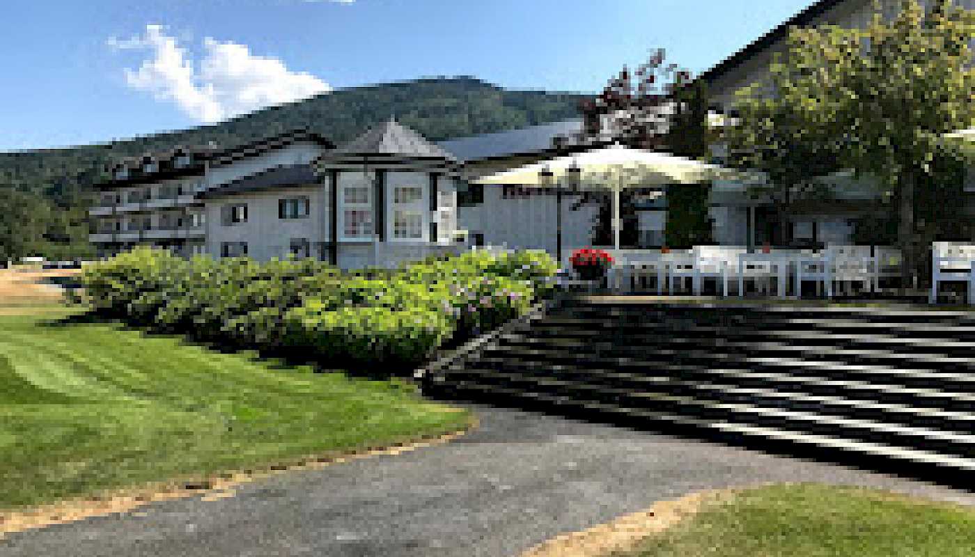 JULEMØTE PÅ TYRIFJORD HOTELL