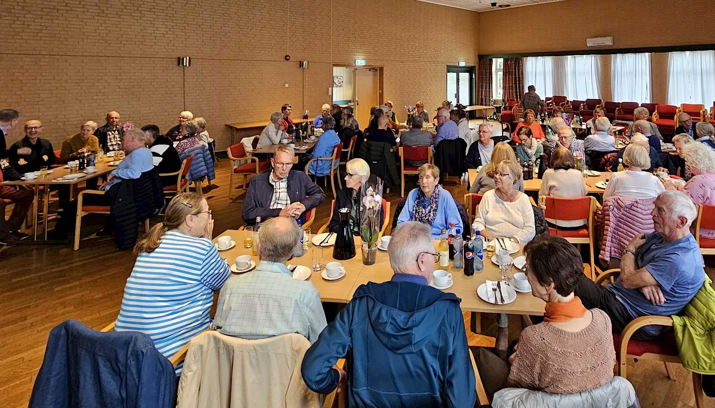 Medlemsmøte med forsikringer og kontingent