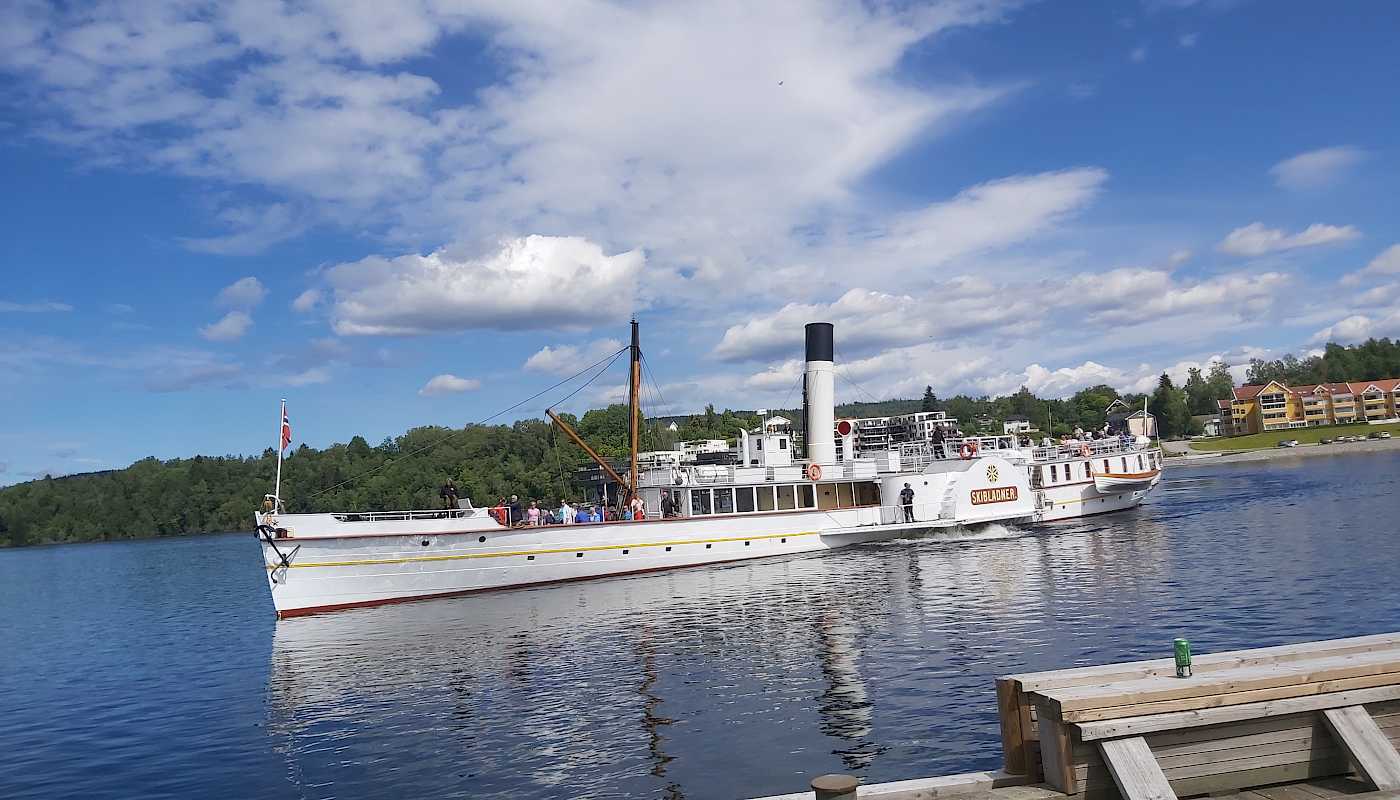 så seiler vi på mjøsa