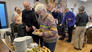 Bilder som viser anretning og mennesker